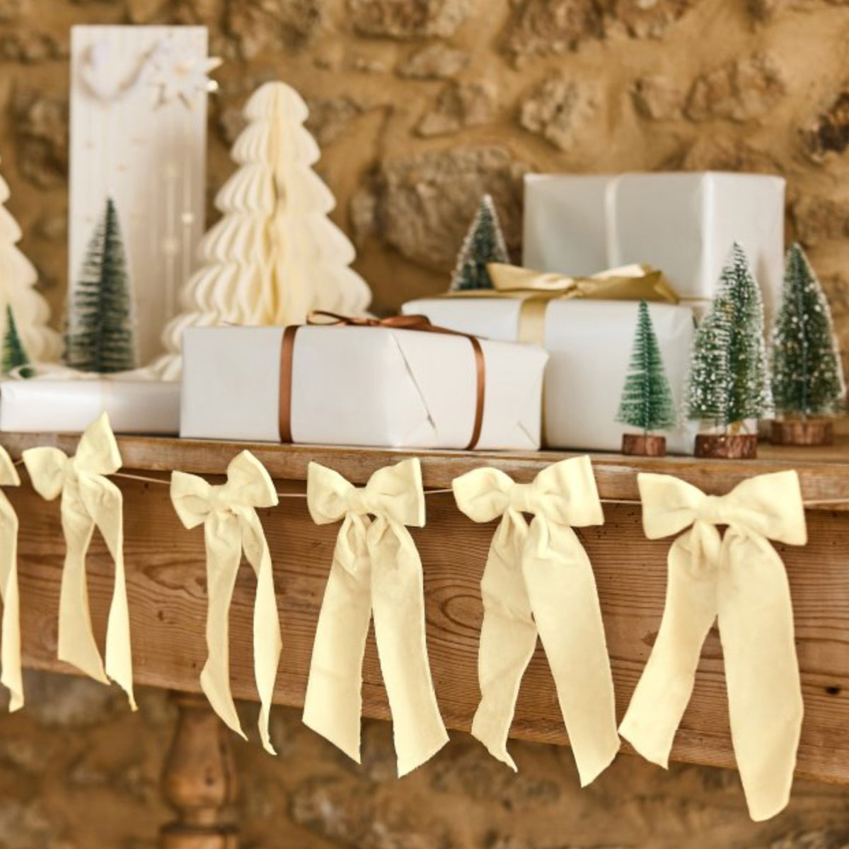 Cream Velvet Bow Garland - 2 Metres