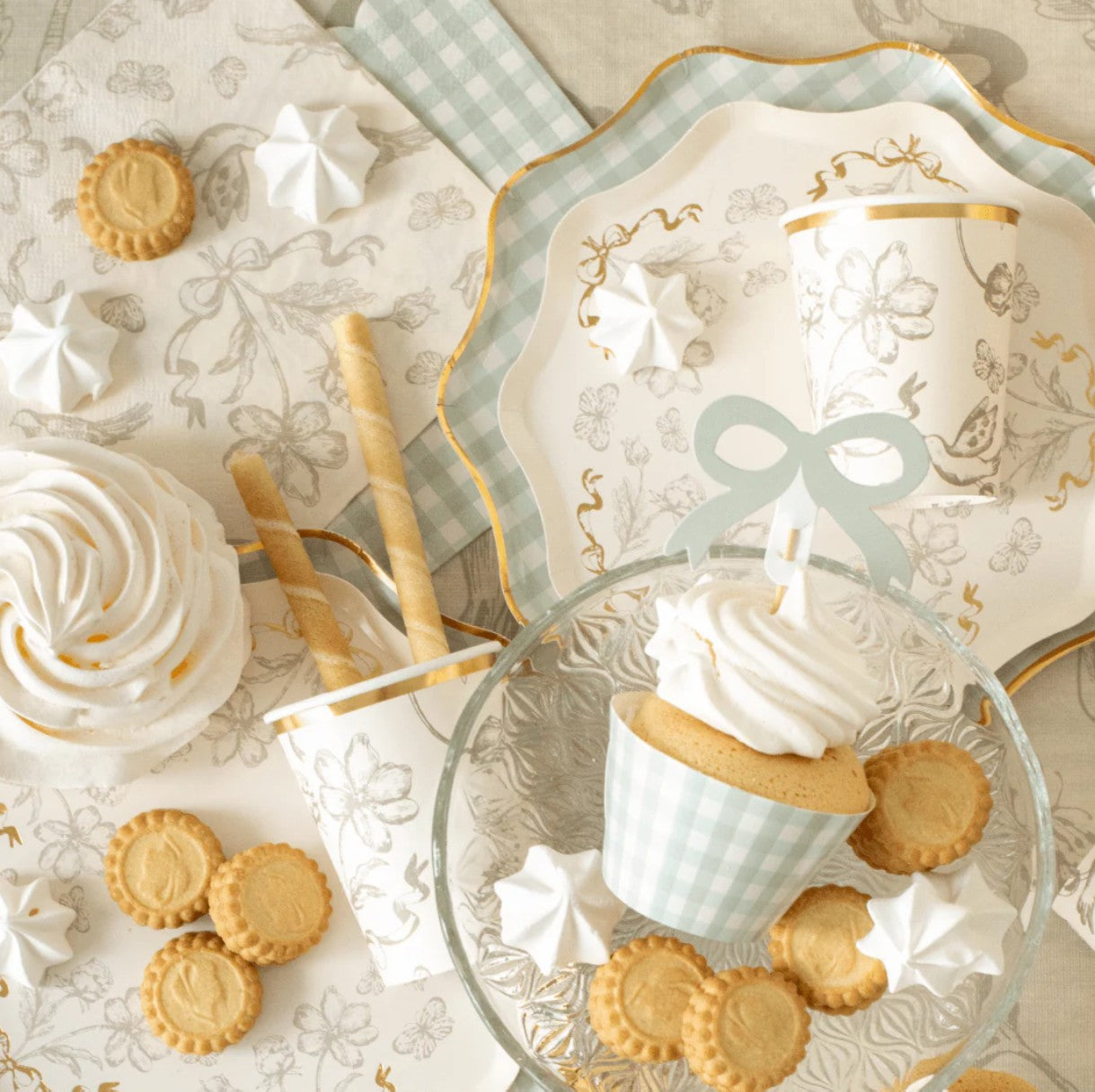 Cream & Gold Floral Paper Plates x 6