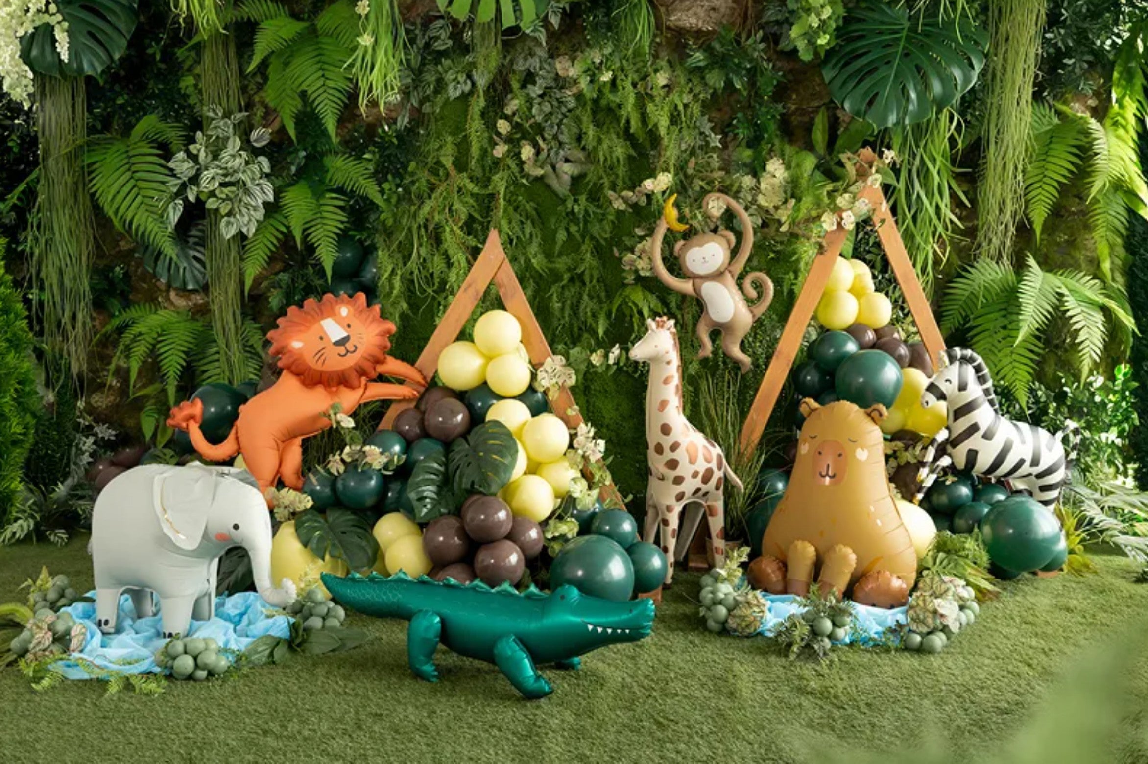 Large Crocodile Standing Foil Balloon