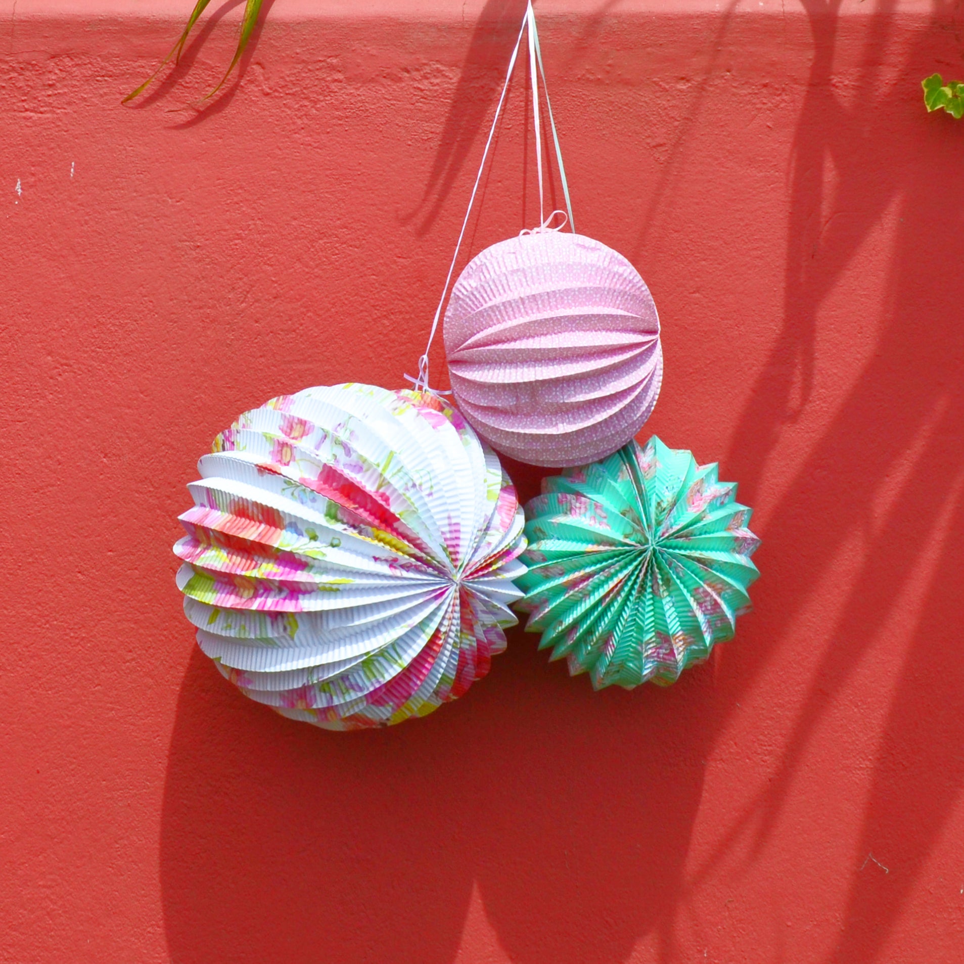 Floral Paper Hanging Lanterns x 3