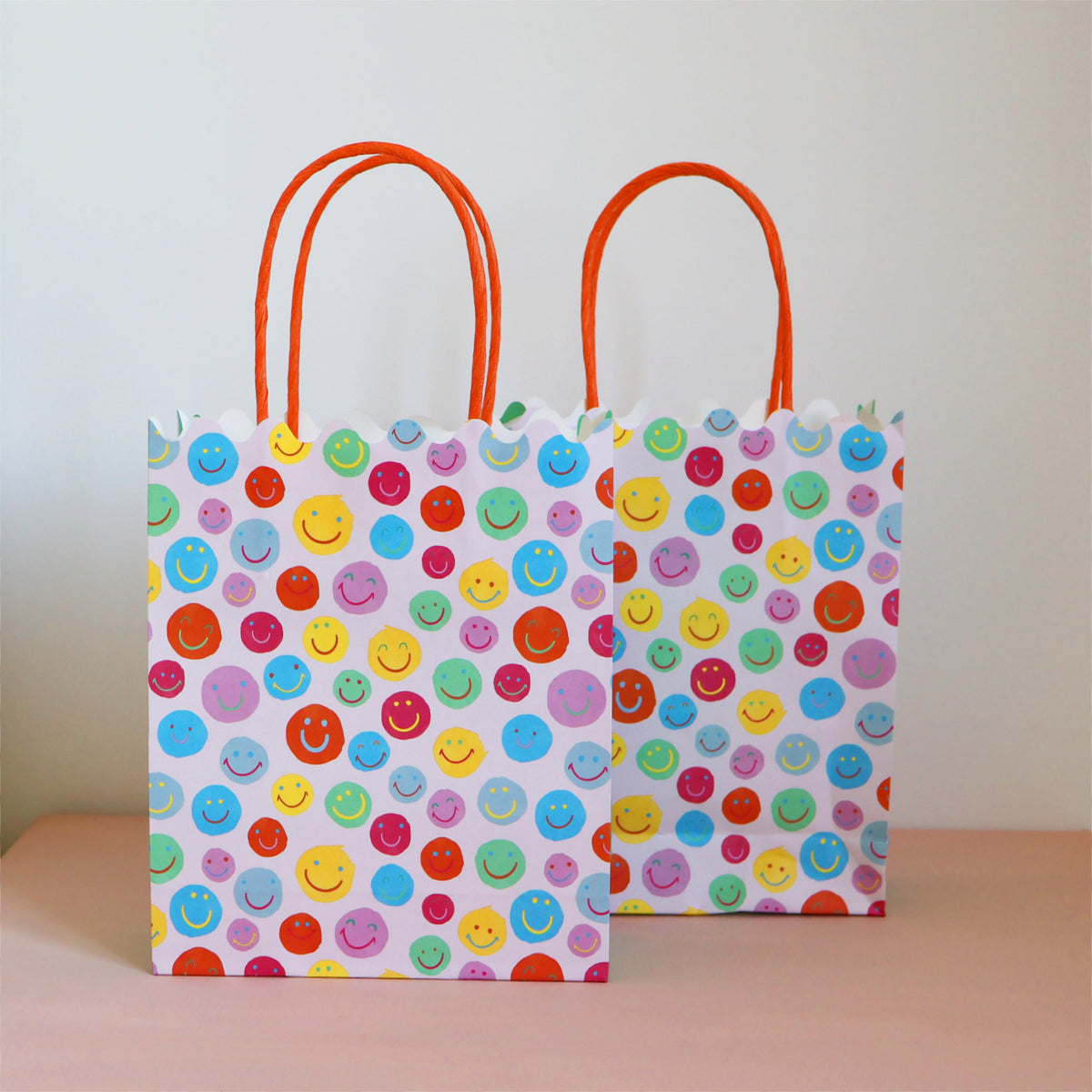 Happy Face Party Bags x 8