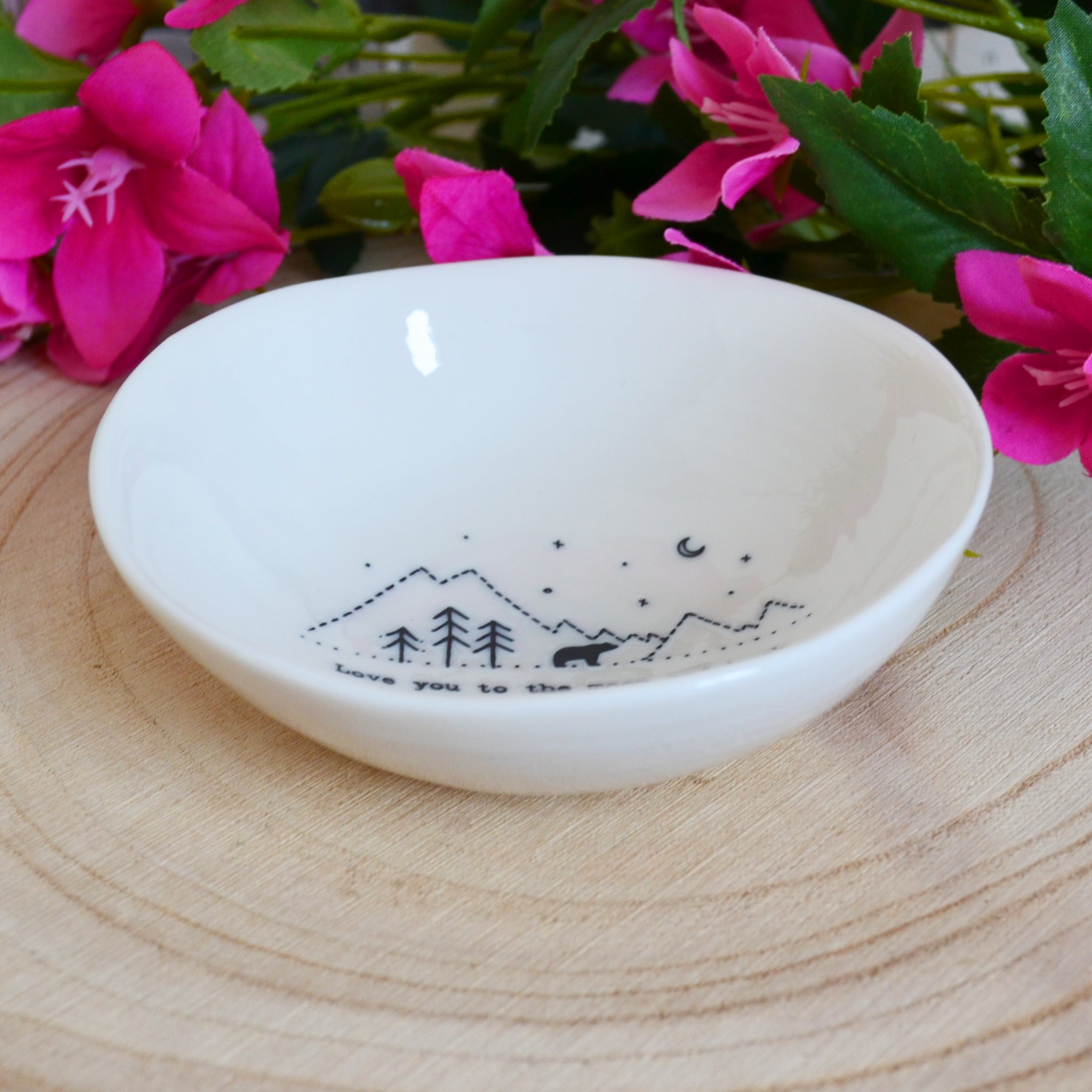 East of India Small Trinket Dish 'Love you to the moon and back'