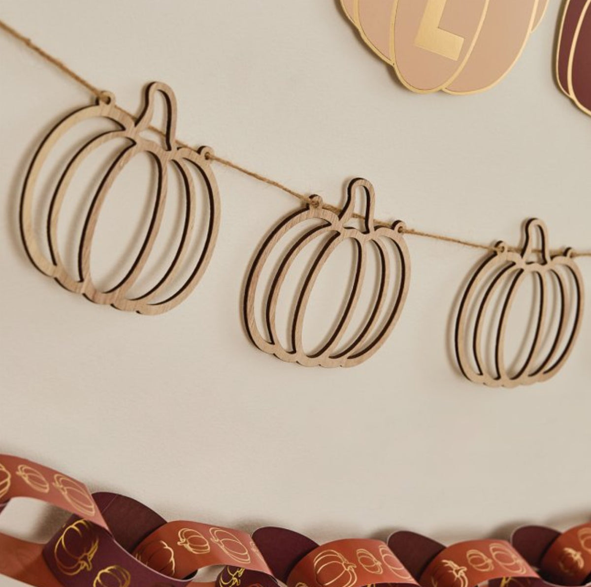 Wooden Pumpkin Garland 2m