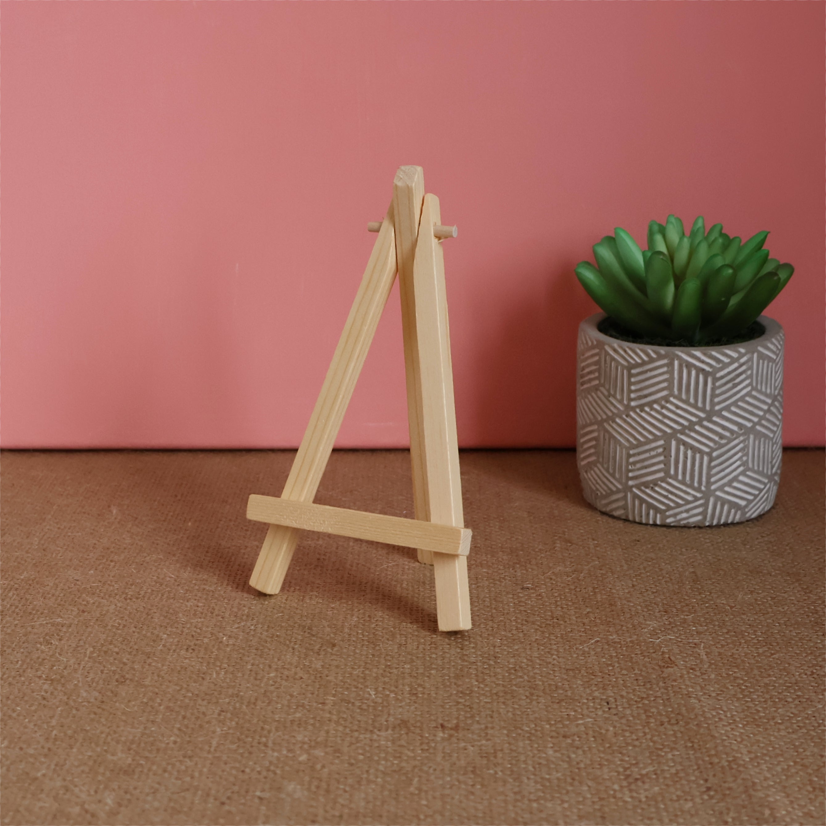 Small Wooden Easel 14cm