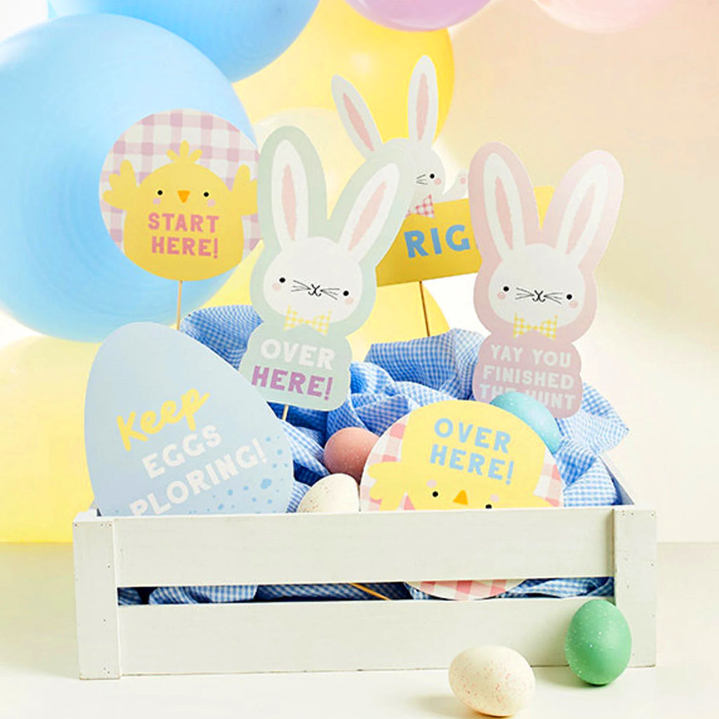 Easter Egg Hunt Signs & Rosettes Kit