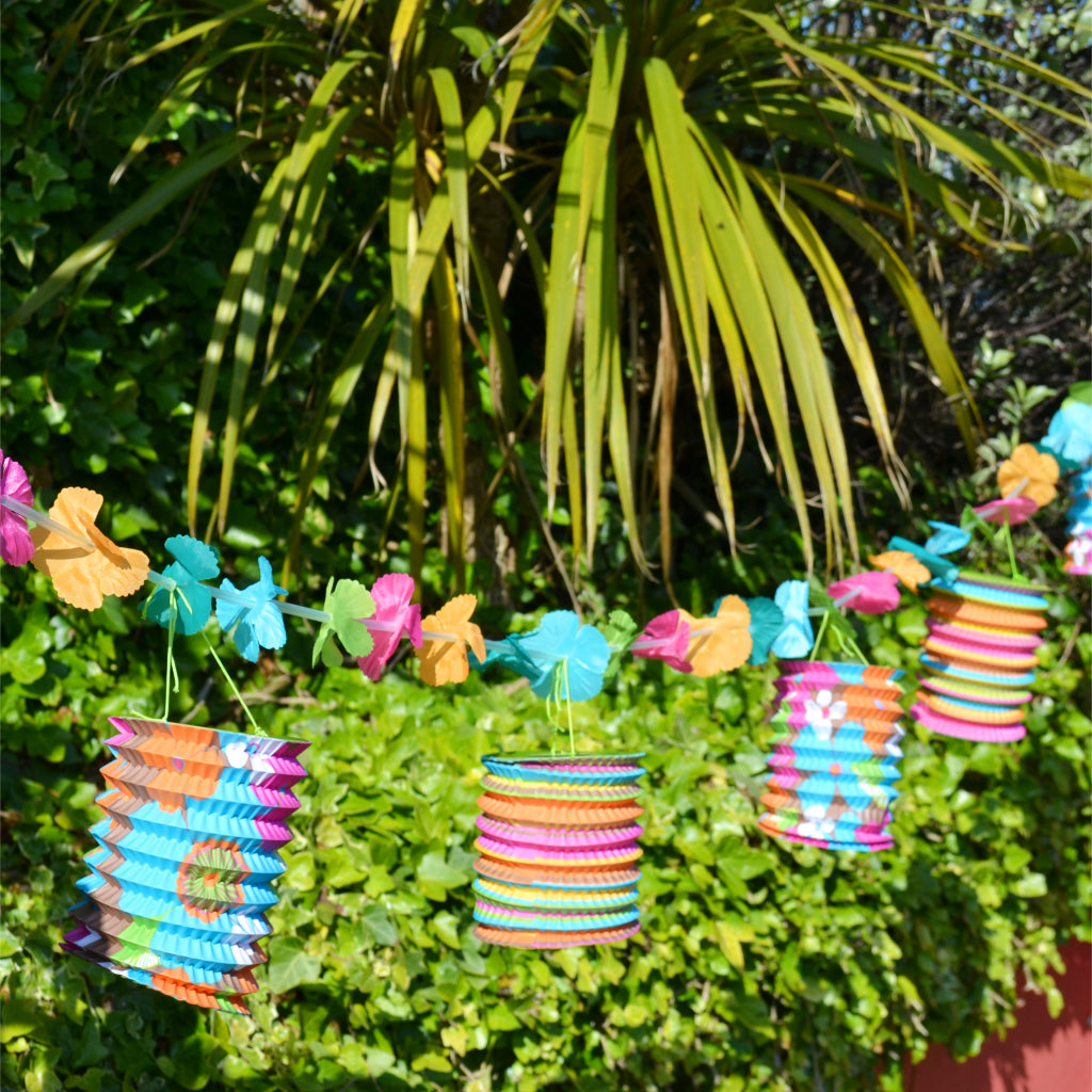 Tiki Lantern Garland With Flowers